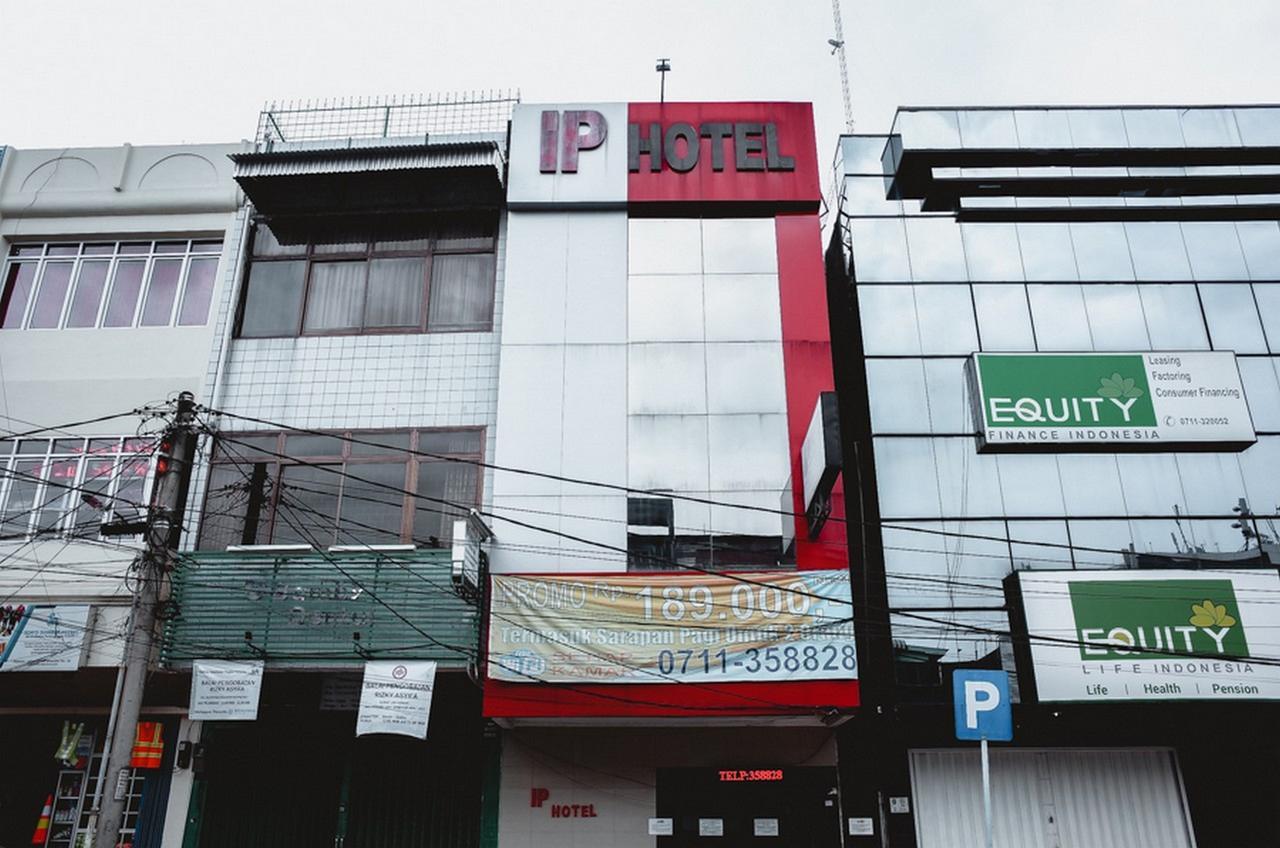 Reddoorz Plus Near Palembang Indah Mall エクステリア 写真