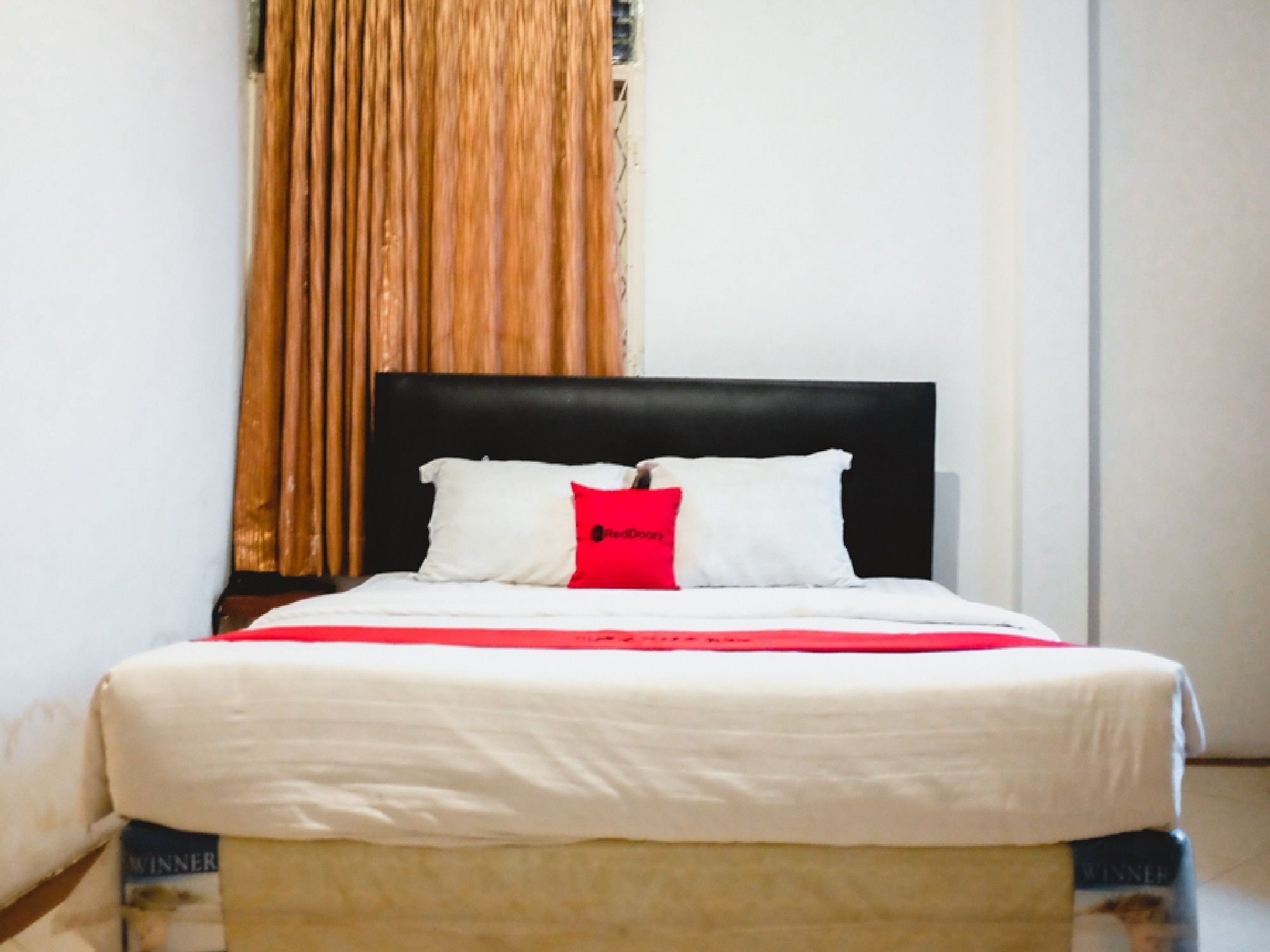 Reddoorz Plus Near Palembang Indah Mall エクステリア 写真